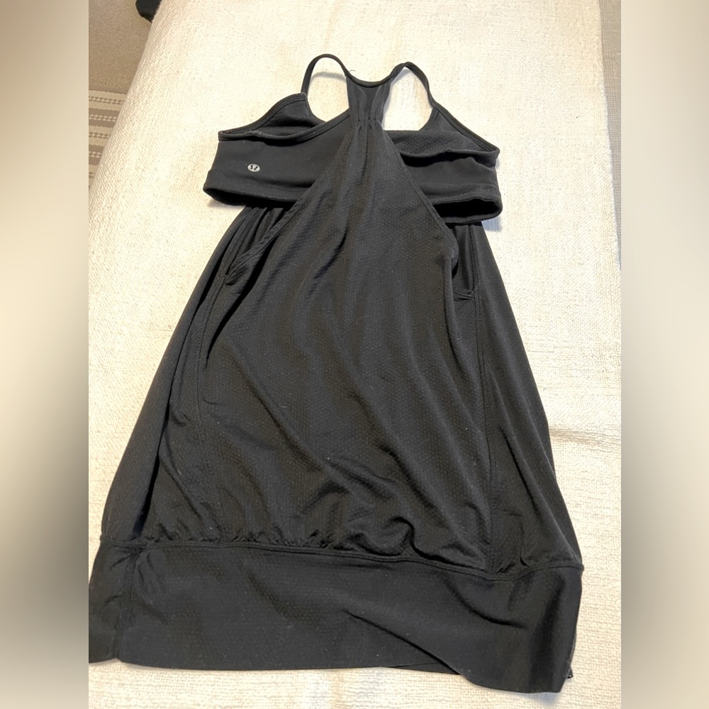 Lululemon tank